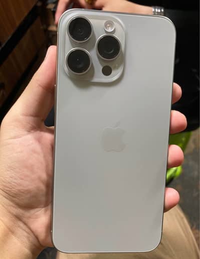 iPhone 15 pro Max jv