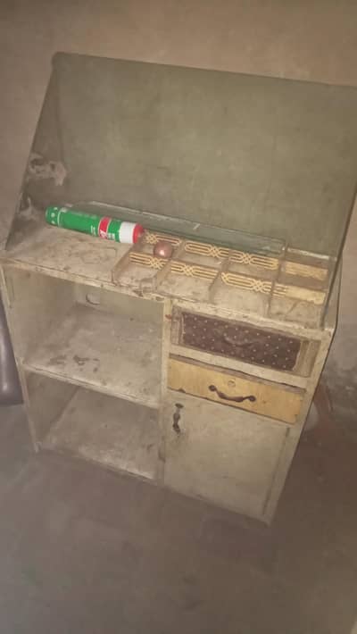 wood table