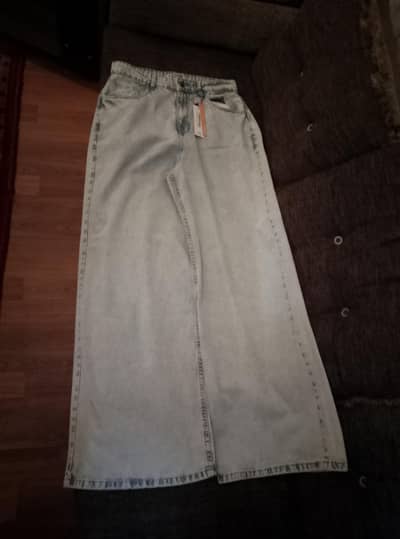 light coloured super baggy jeans