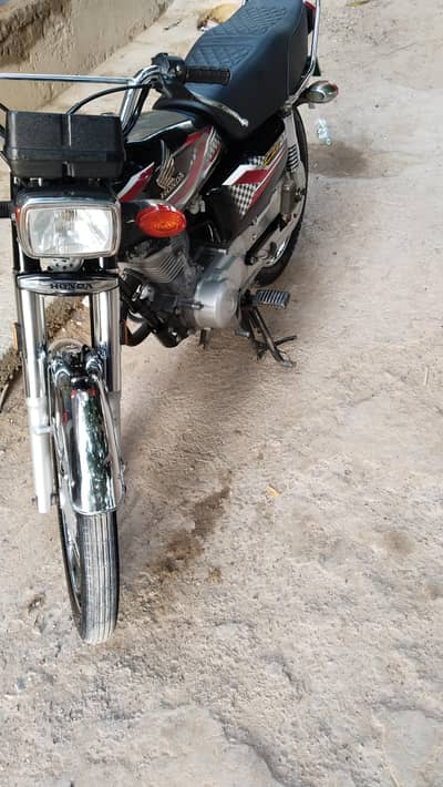 HONDA CG125 BLACK COLOR