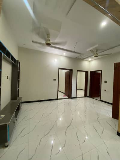 I-14 Ground portion available for rent