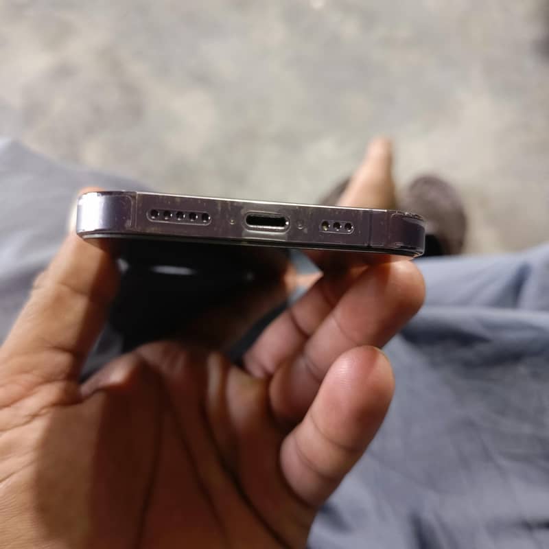 Apple iPhone 14 Pro 4