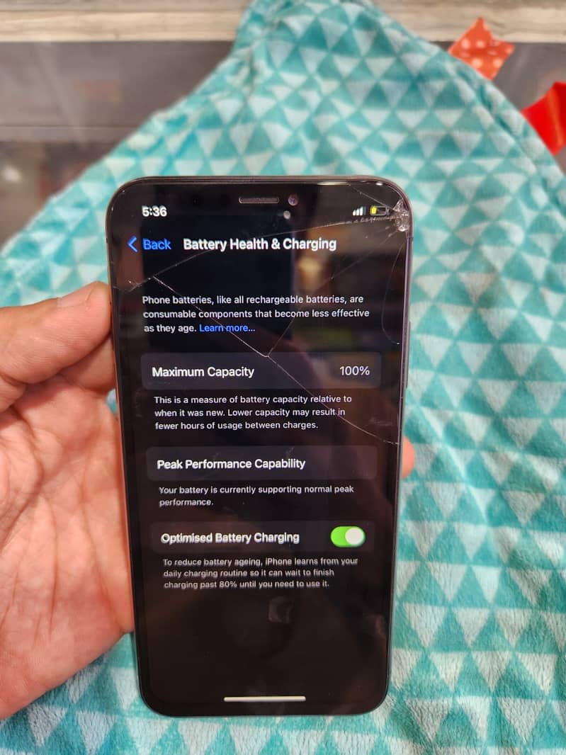 Apple iPhone X 3