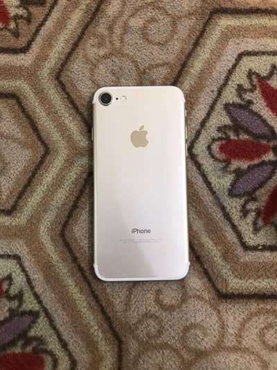 Apple iPhone 7