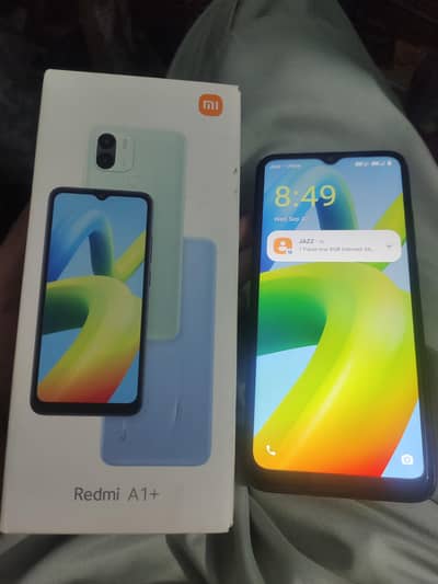 mi Redmi mobile 10/90 condition. 2gb rame. 32gb rom