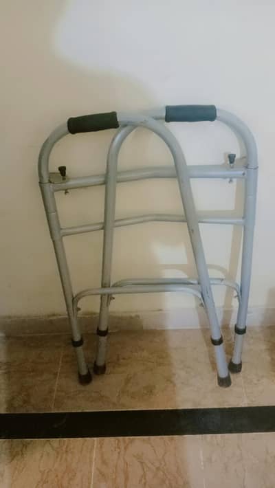 walker  4leg for patients  w walker for Patients