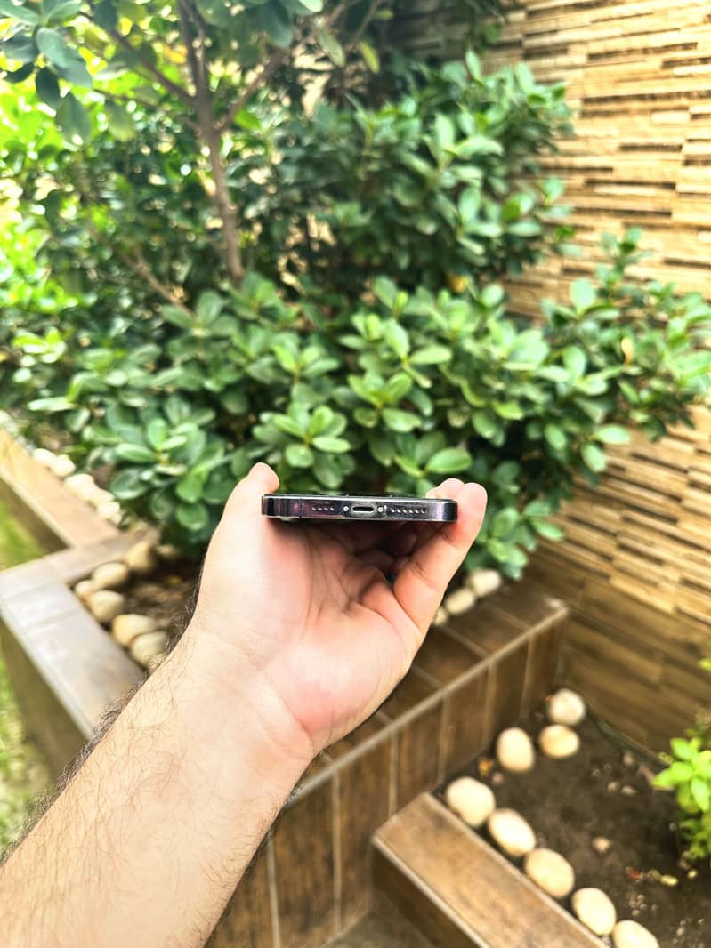 Apple iPhone 14 Pro Max 3