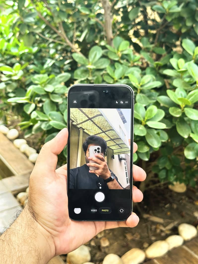 Apple iPhone 14 Pro Max 10