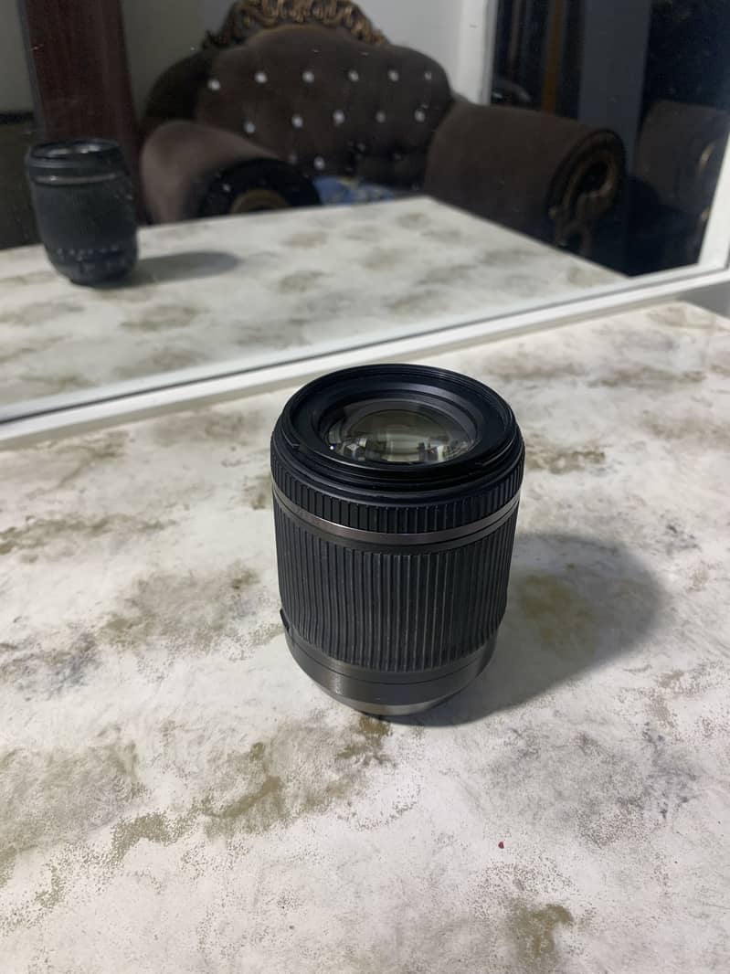 Camera lens Tamron 4