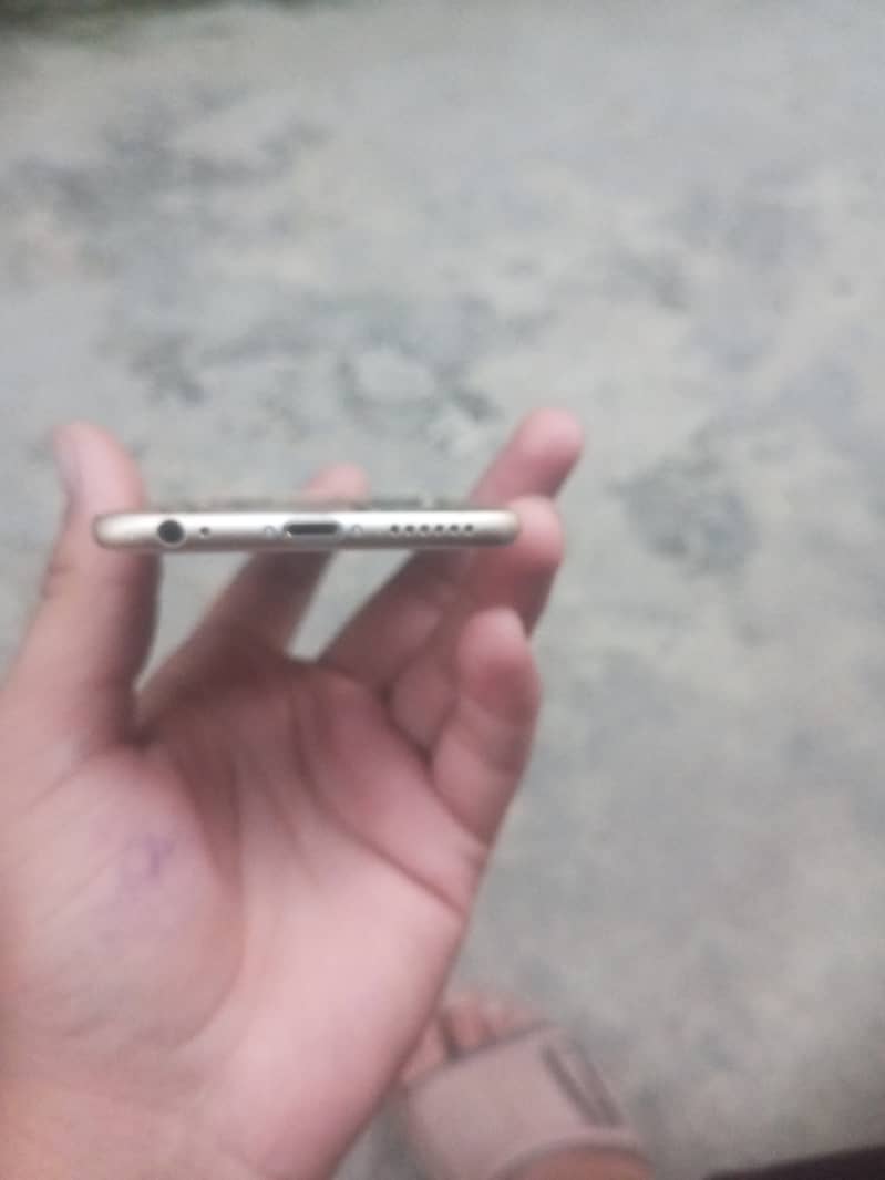 Apple iPhone 6 2