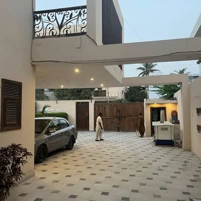 Exclusive House Available For Sale In F-11 Islamabad