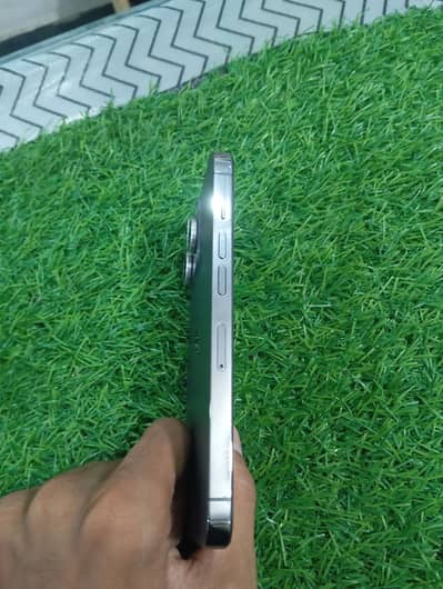iPhone 13 Pro JV