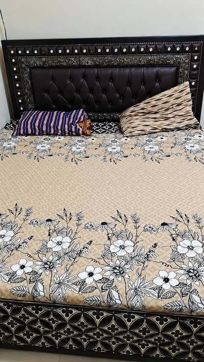 King sizr Bed