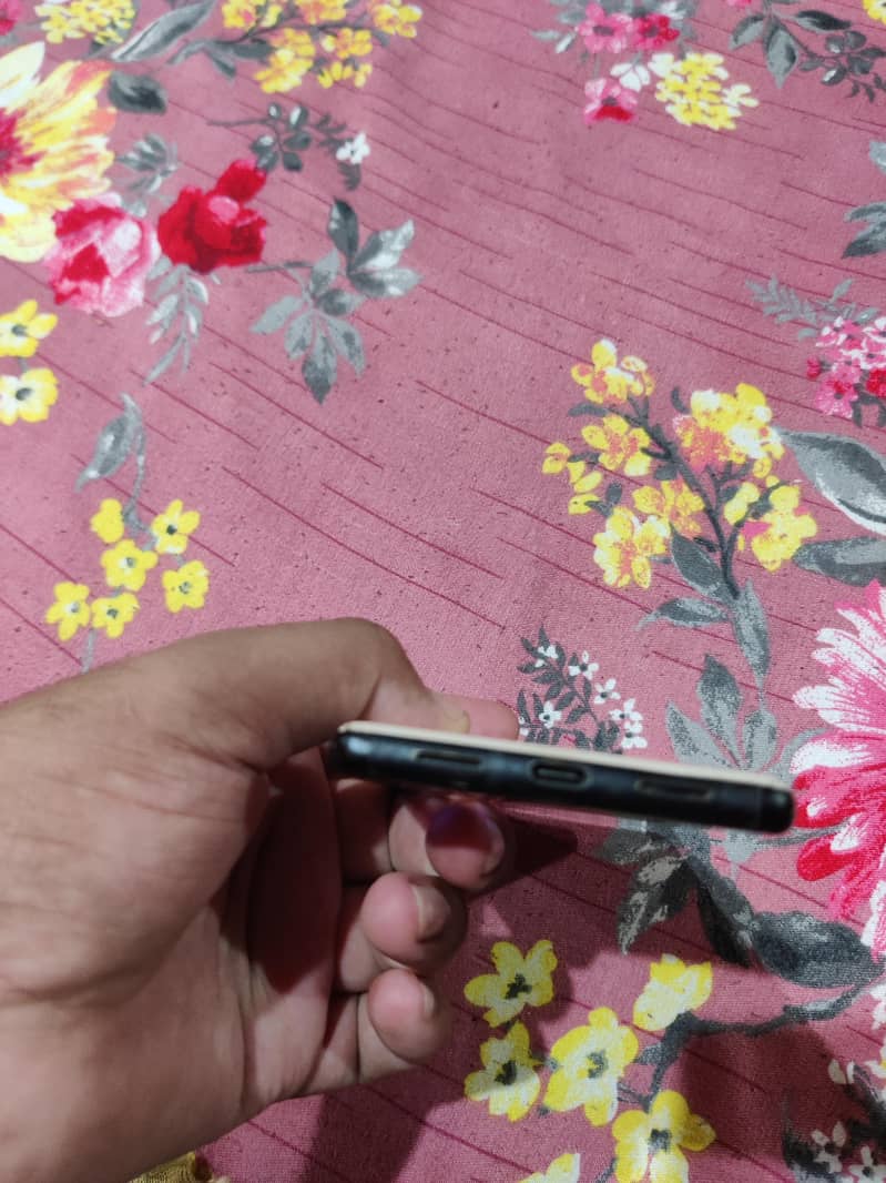 Google Pixel 6 5