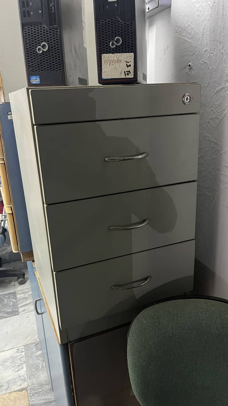 Side tables Lasani sheets 3