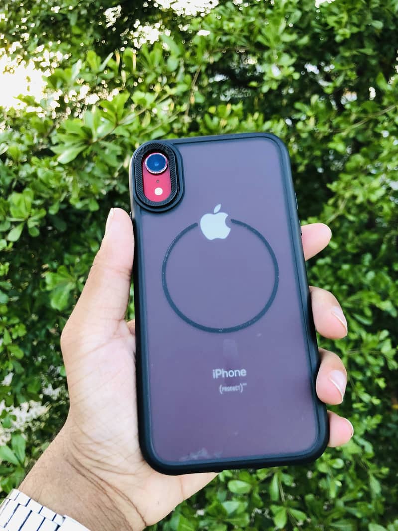 Apple iPhone XR 8