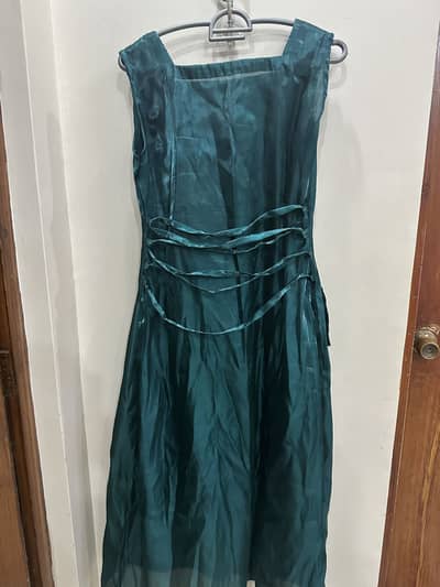 Sheesha silk open gown with embellishments