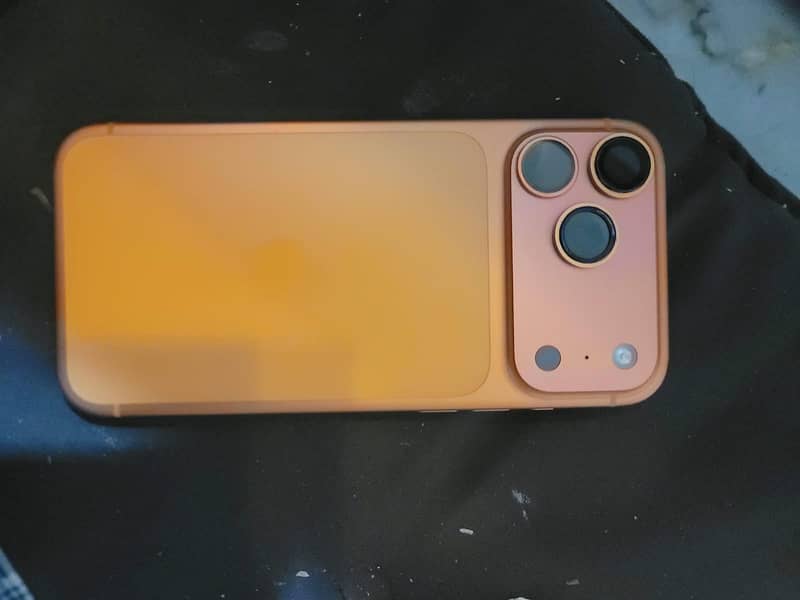 Apple iPhone 17 Pro Max 1