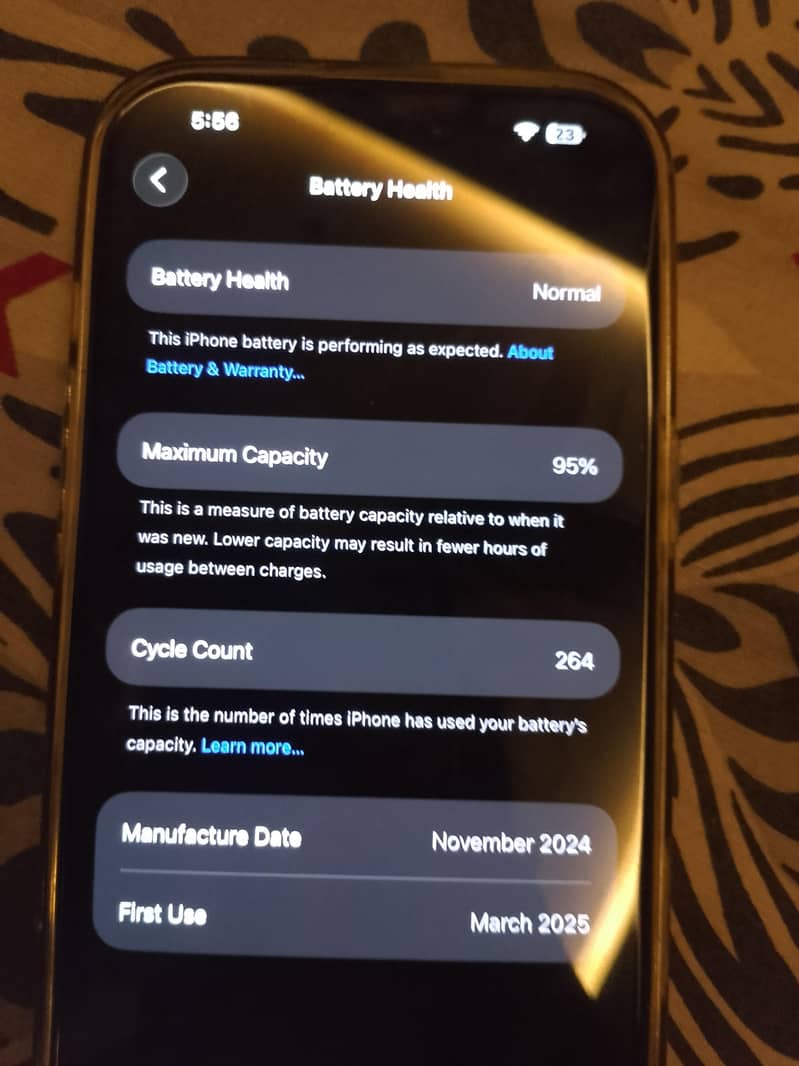 Apple iPhone 16 Pro Max 2