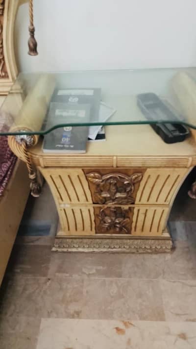 Kind size bed