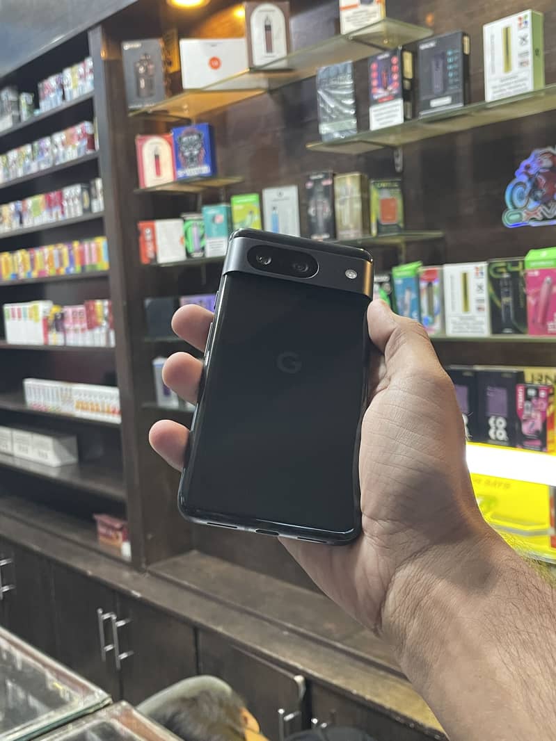 Google Pixel 8 1