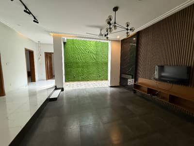 444 Square Yards House In Beautiful Location Of F-6