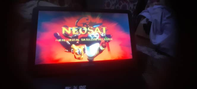 17 inch DVD PLAYER AND DISH RECEVAR USB PORT