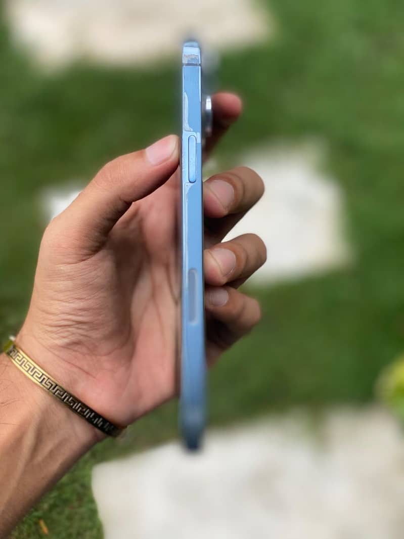 Apple iPhone 13 Pro Max 3