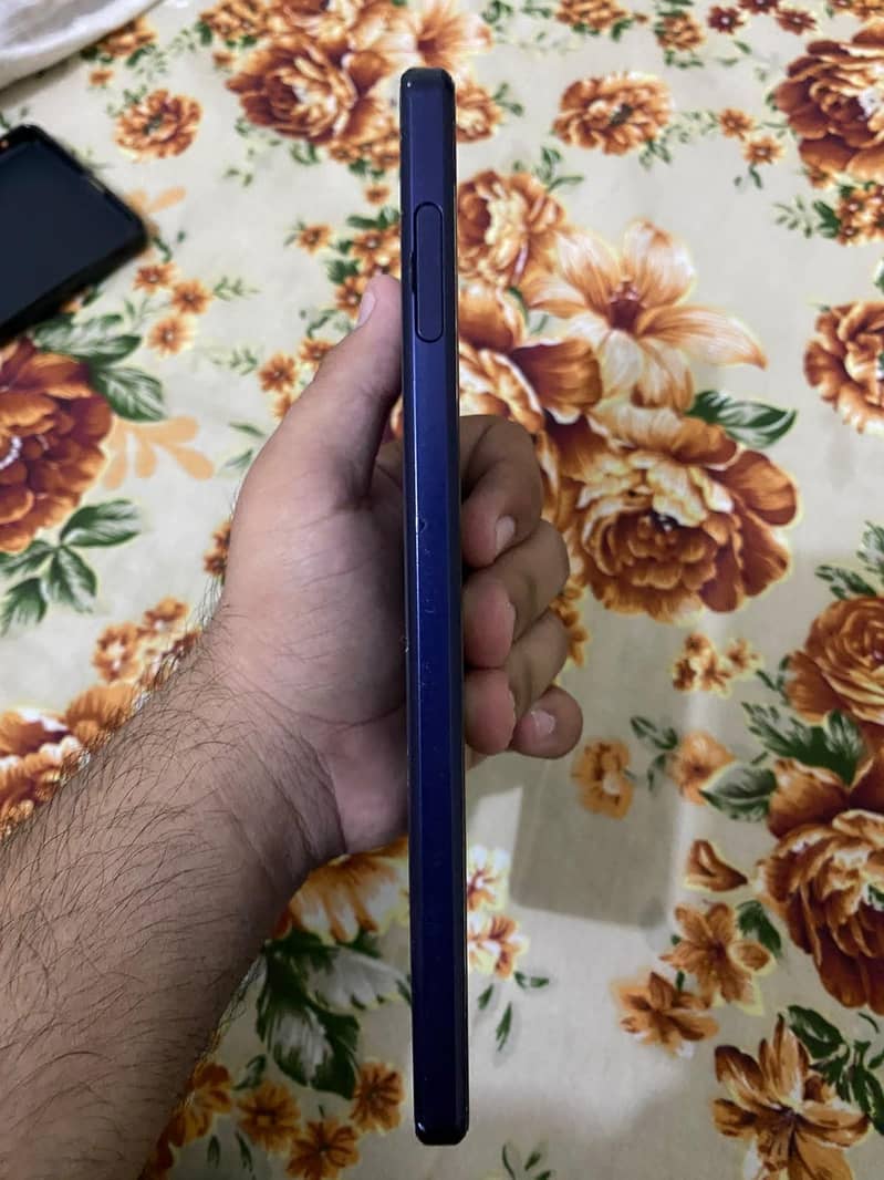 Sony 1 2