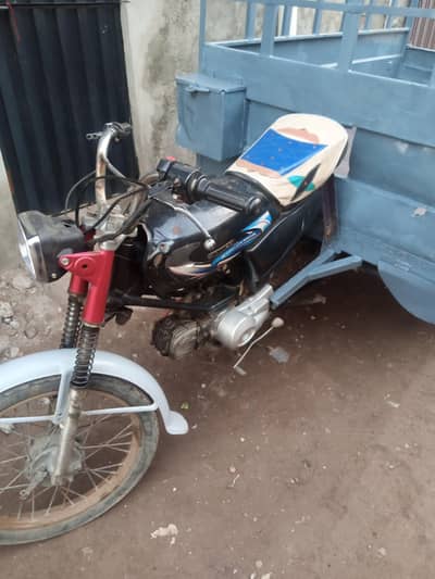 United 100cc 6x4 body size Lahore number engine ok Hy