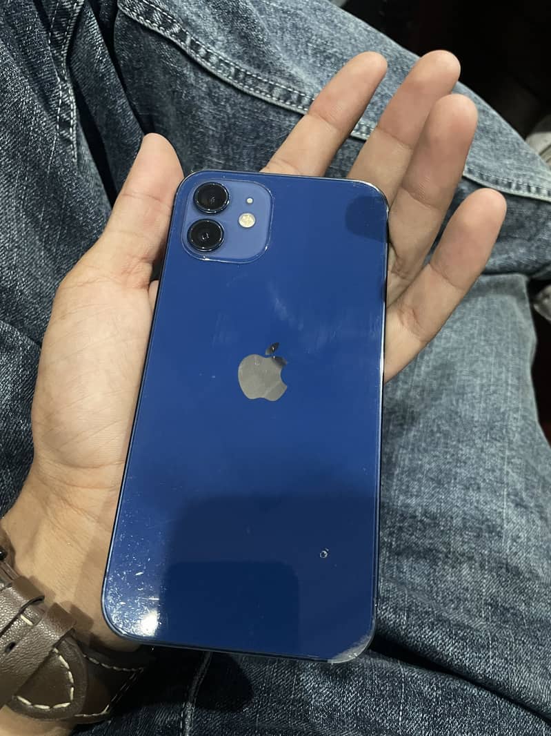 Apple iPhone 12 3