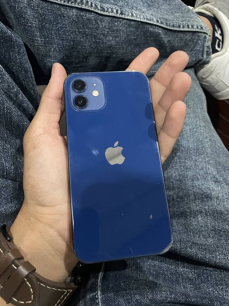 Apple iPhone 12 8