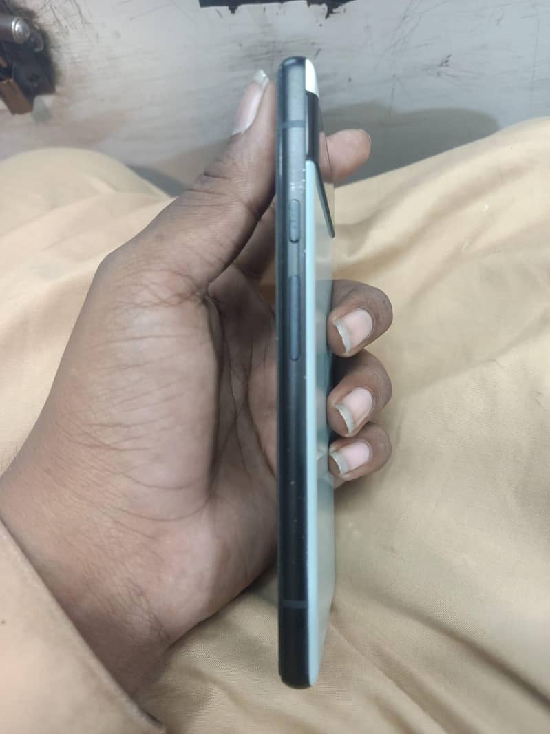 Google Pixel 6a 3