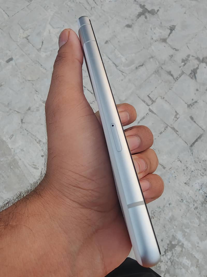 Google Pixel 7a 1