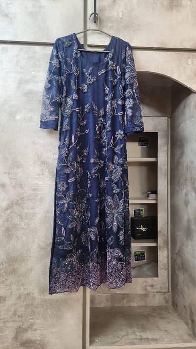 cut dana long navy blue long shirt with simple silk trouser with net