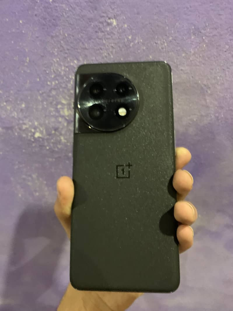 One Plus 11 5G 2