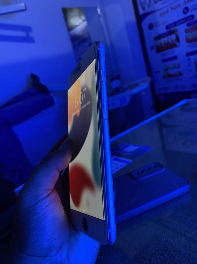 Apple iPhone 6S Plus 1