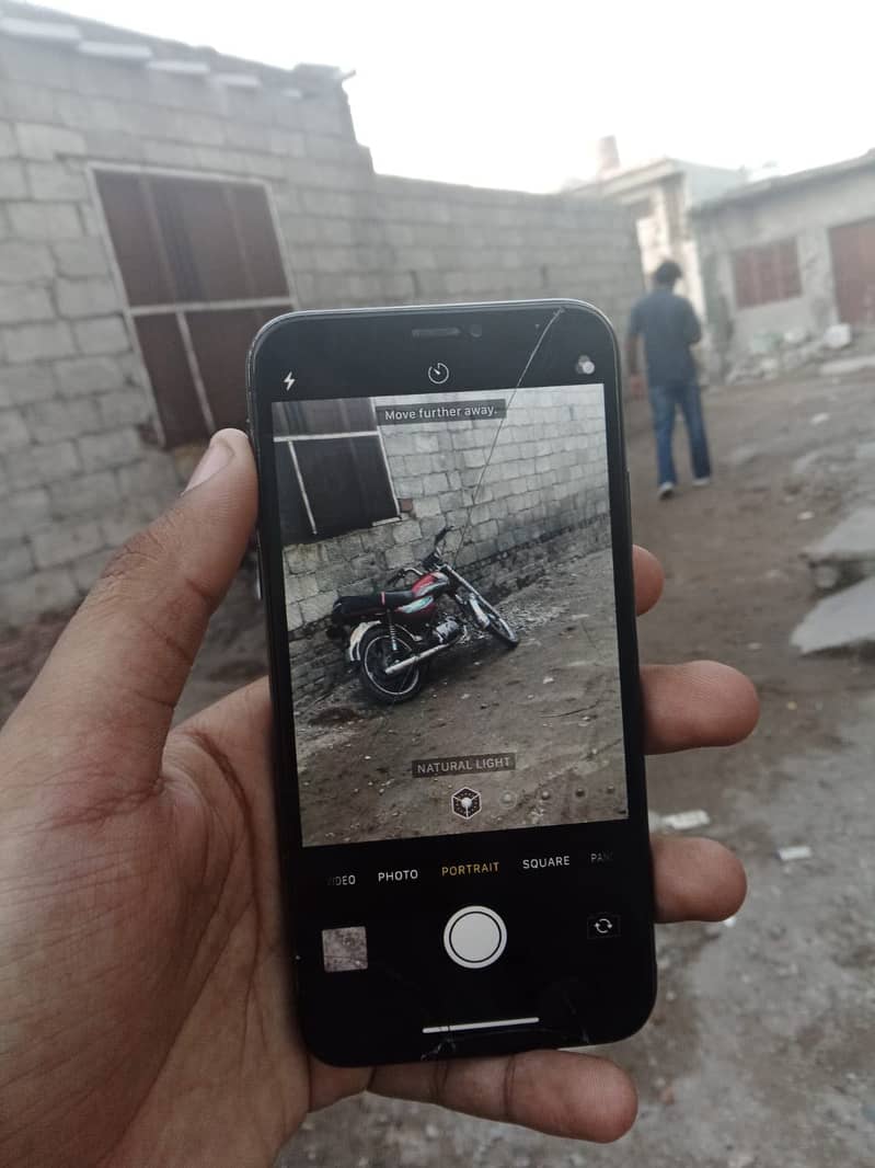 Apple iPhone X 6