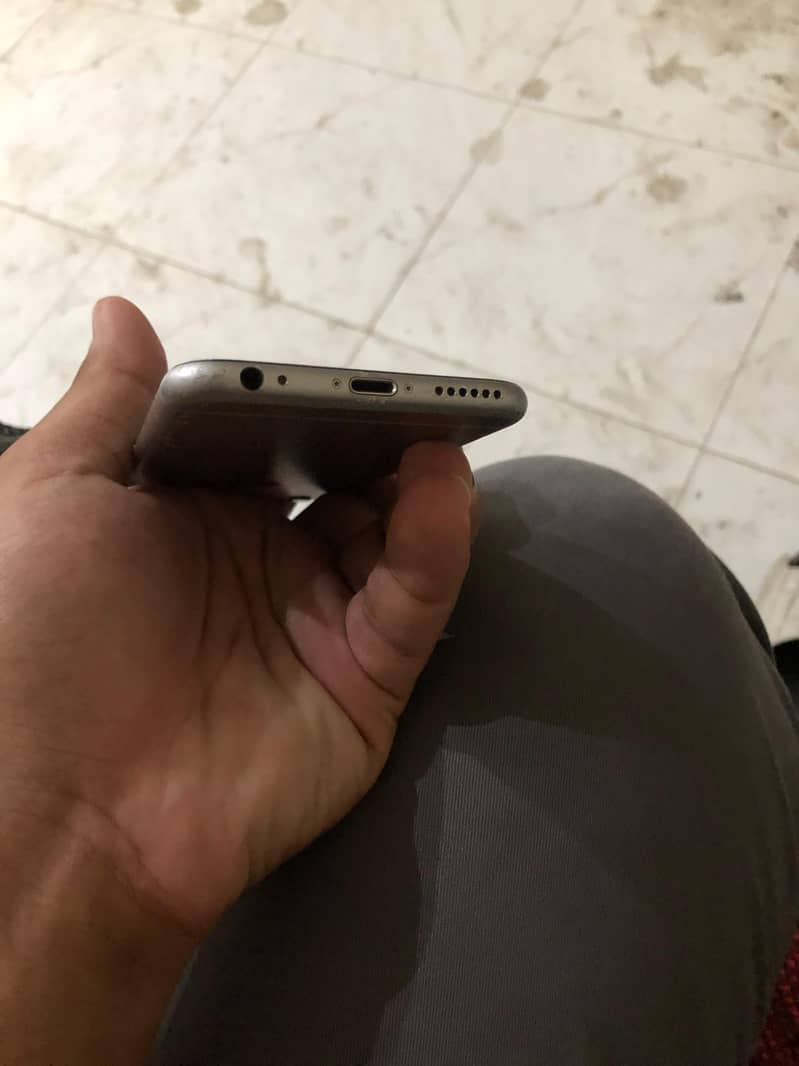 Apple iPhone 6S 3
