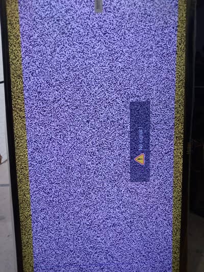 Haier 32 inch new condition Miracast supported