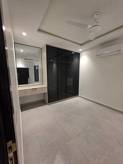 2 Bedroom Flat For Rent In Gulberg Lahore