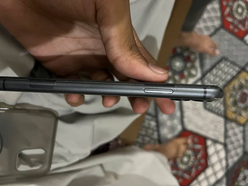Apple iPhone 11 2