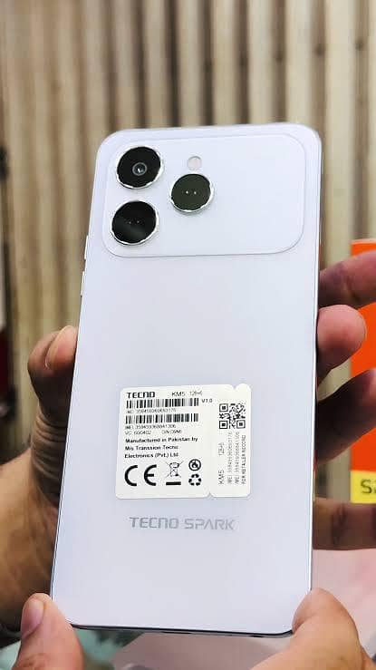 Tecno Spark 40 0