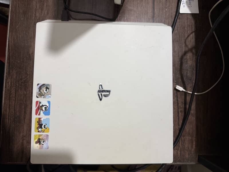 Ps4 pro 1tb 1