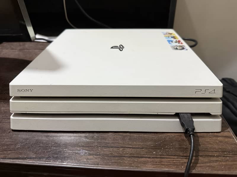 Ps4 pro 1tb 4