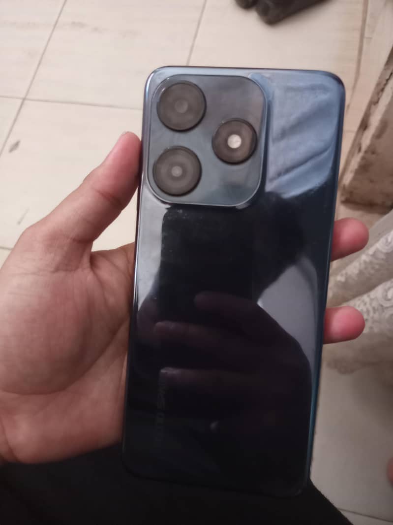 Tecno Spark 10C 1