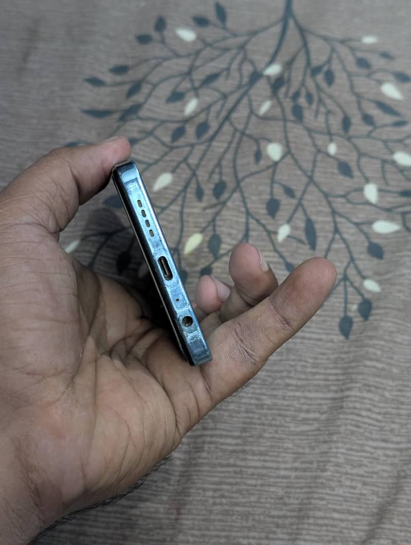 Infinix Note 30 5