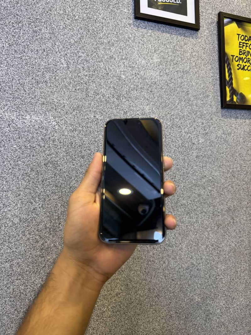 Apple iPhone 15 Pro 5