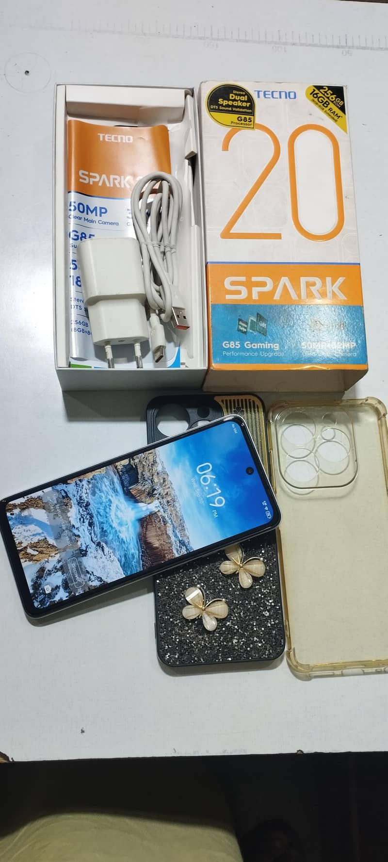 Tecno Spark 20 4