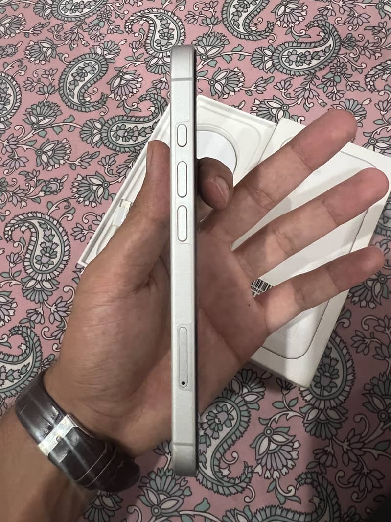 Apple iPhone 17 2